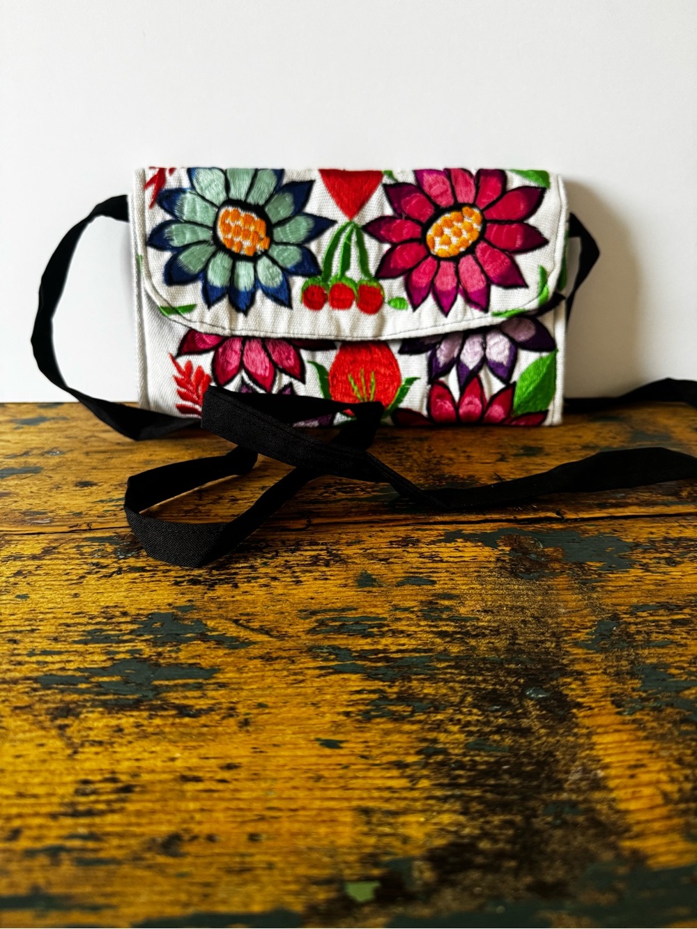 Embroidered Floral Crossbody Bag - White with Pink & Green Floral Accents